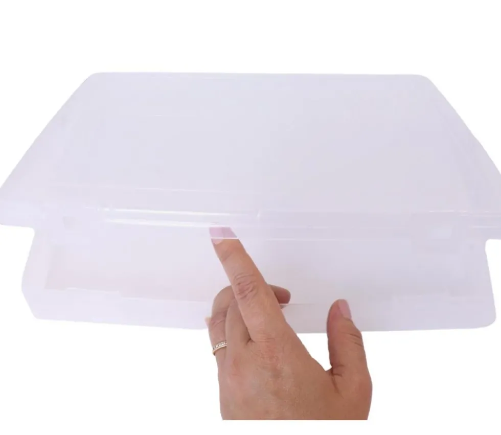 Boite A4 plastique vide de 325 x 255 x H 52 mm