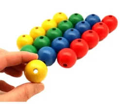 Boule percée 3 cm couleur bleue en bois - grosse perle hêtre diamètre 30 mm trou 6 mm