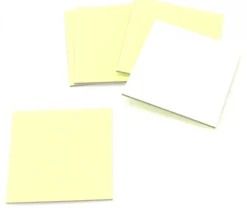 24 carrés 4 x 4 cm carton rigide jaune/blanc vierge tuiles à personnaliser