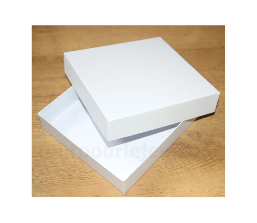 C1 Boite jeu carré 220 x 220 x 48 mm blanche à personnaliser
