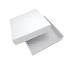 C1C Boite jeu carré avec cale 220 x 220 x 48 mm blanche à personnaliser