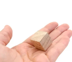 Cube naturel en bois 2 cm. 20 x 20 x 20 mm à l'unité