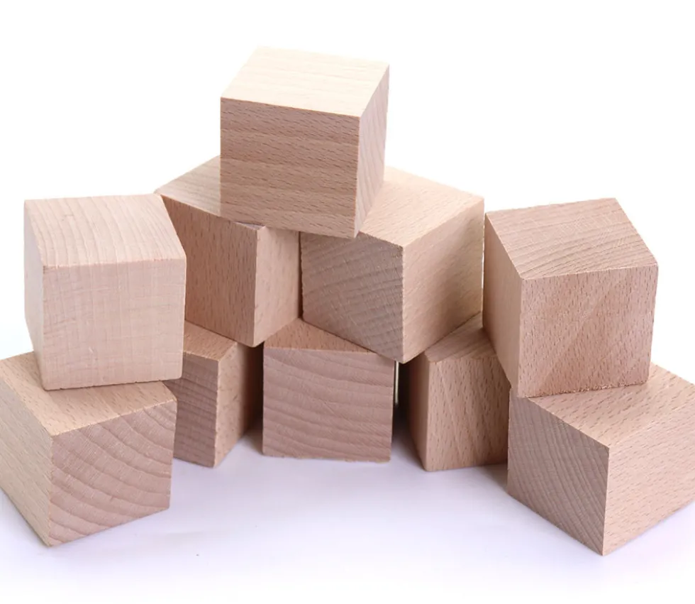 10 cubes en bois brut 4 cm