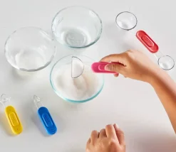 4 cuillères doseuses mesures fractions colorées