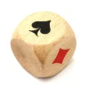 Dé belote bois 3 cm atout symbole des cartes
