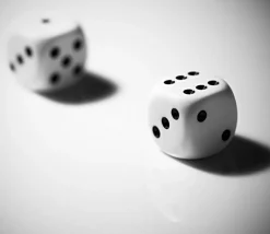 Dé blanc 14 mm de 1 à 6 pour jeu de société