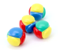 Dé boule 4 faces 4 couleurs : rouge vert jaune et bleu