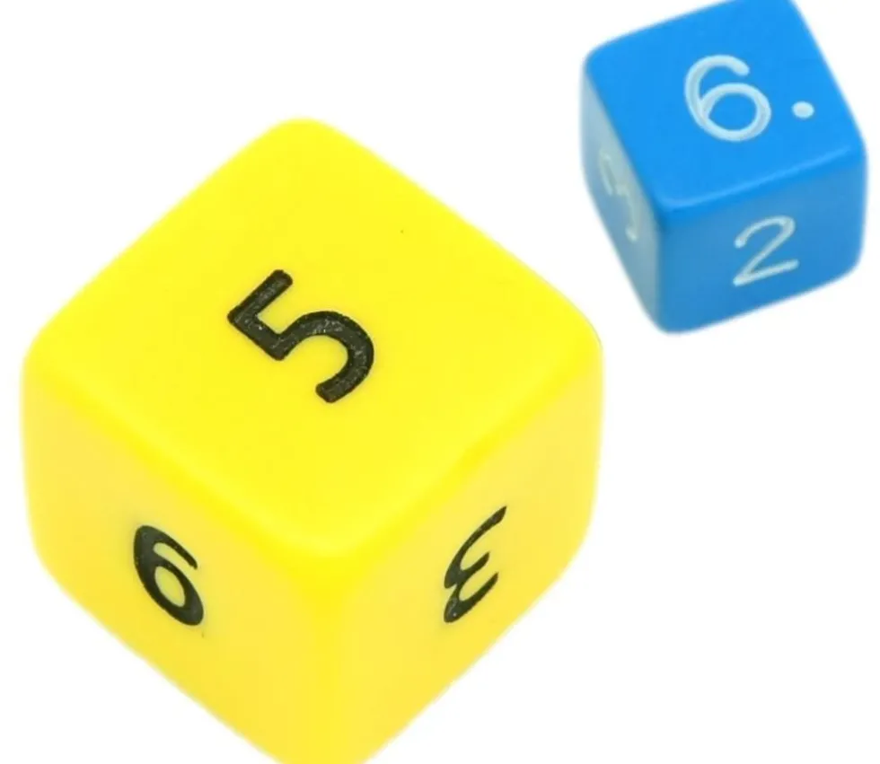Dé chiffres 24 mm opaques cubes coins droits à l'unité (couleur au hasard)