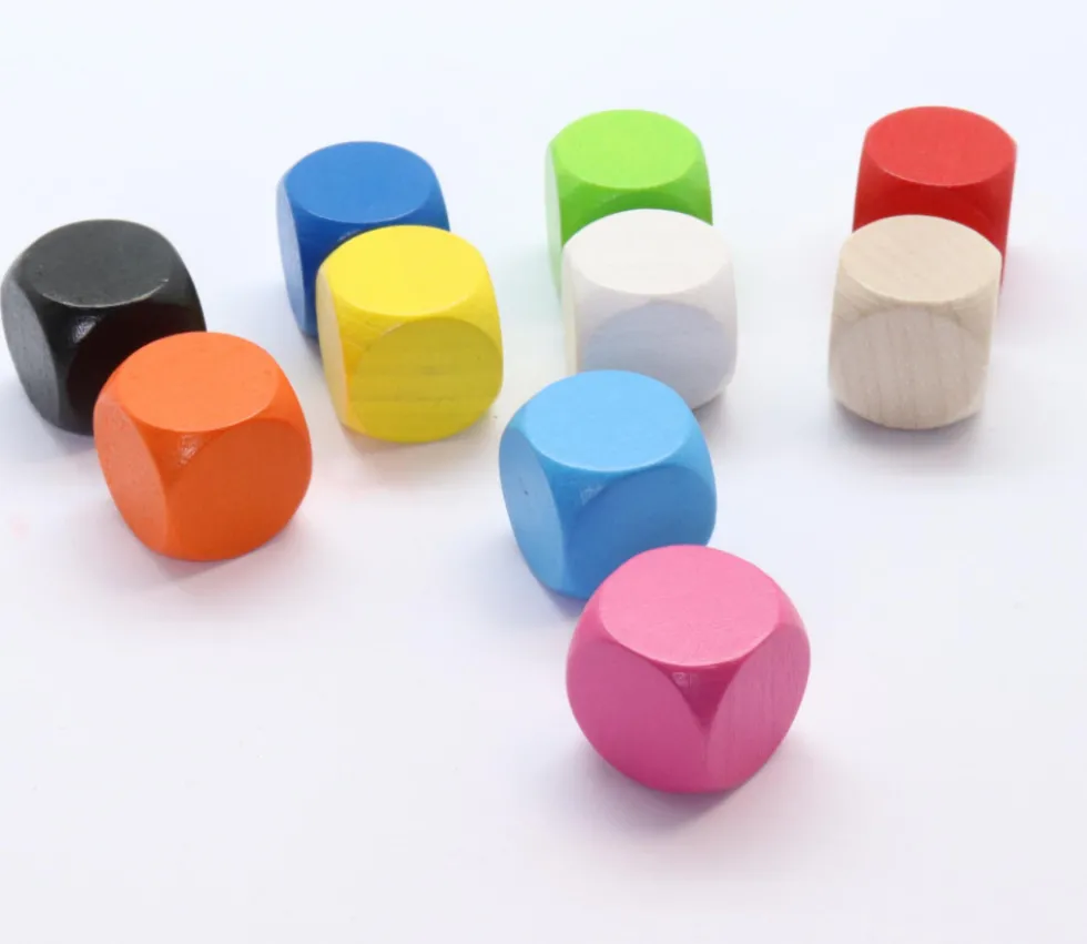 Dé neutre rose 16 mm en bois hêtre sans marquage à l'unité