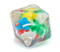 7 dés multifaces avec mini meeples à l'intérieur
