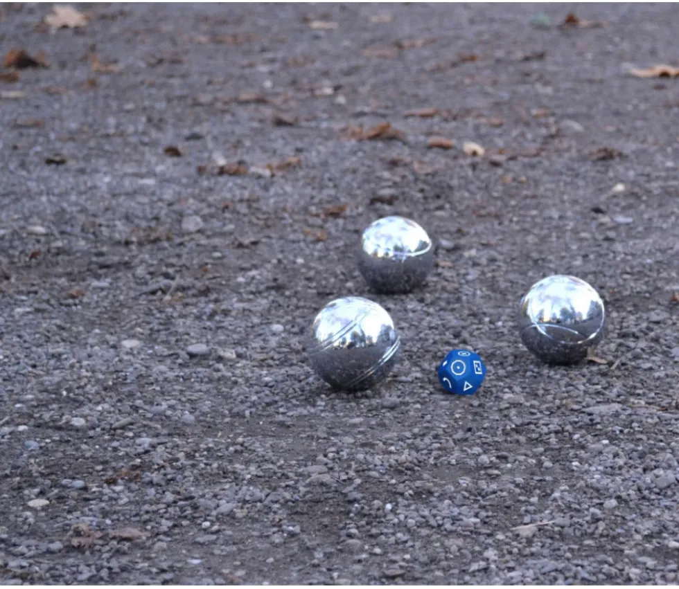 Fada : 2 dés cochonnets pour jeu de pétanque à perdre la boule