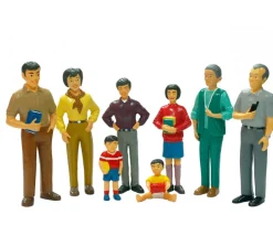 Famille asiatique : 8 personnages figurines du monde - grand modèle
