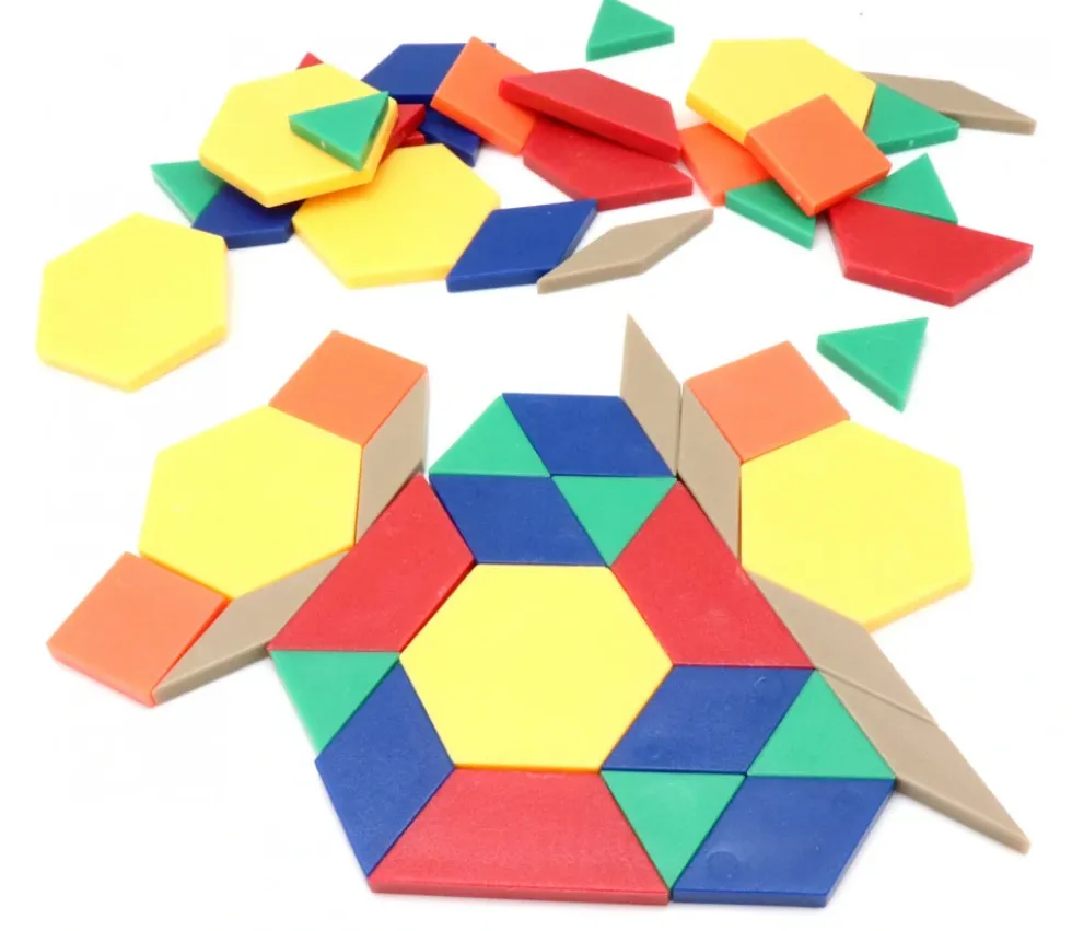 50 Formes géométriques blocs logiques plastique coloré