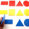 12 formes géométriques triangle, rectangle, carré, rond en 3 couleurs