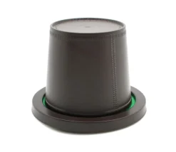 Gobelet avec couvercle 8 x 7.5 cm plastique intérieur feutrine