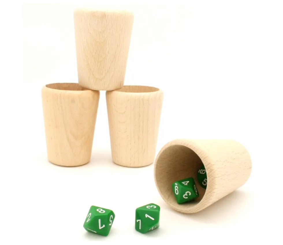 Gobelet en bois de 60 x 85 mm - verre ou lancer de dés