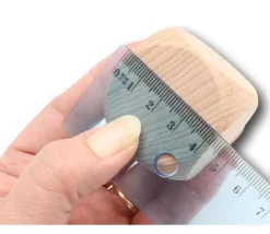 Grand dé vierge 42 mm en bois naturel neutre 4.2 cm