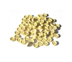 Jetons loto en plastique beige numérotés de 1 à 90