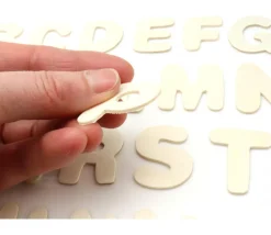 26 lettres alphabet en bois naturel 3.5 cm