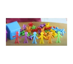 Matériel éducatif : 6 maisons + 36 personnages : manipulation, tri et calcul