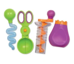 4 Outils motricité fine eau et sable