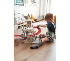 25 panneaux de signalisation en bois (hauteur 10.8 cm)