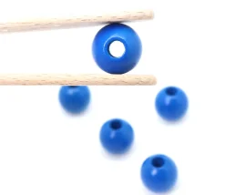 Perle bois couleur bleue de 2 cm trou de 7 mm unité