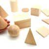 11 pièces en bois formes géométriques diverses : solides et bases