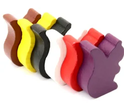 Pion écureuil en bois coloré pour jeu de 25 x 19 x 8 mm à l'unité