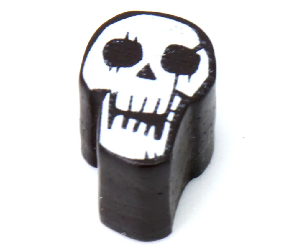 Pion de jeu crane tête de mort en bois 16 x 11 x 5mm
