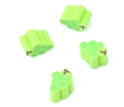 Pion de jeu grappe de raisins en bois 15 x 11 x 10 mm