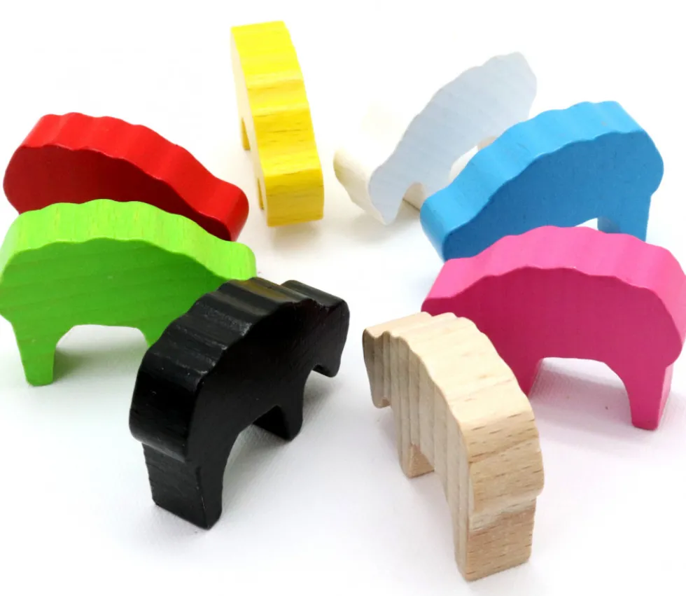 Pion mouton noir 40x28x10 mm en bois pour jeu de société
