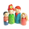 8 pions quilles famille en bois naturel 6 à 9 cm de haut