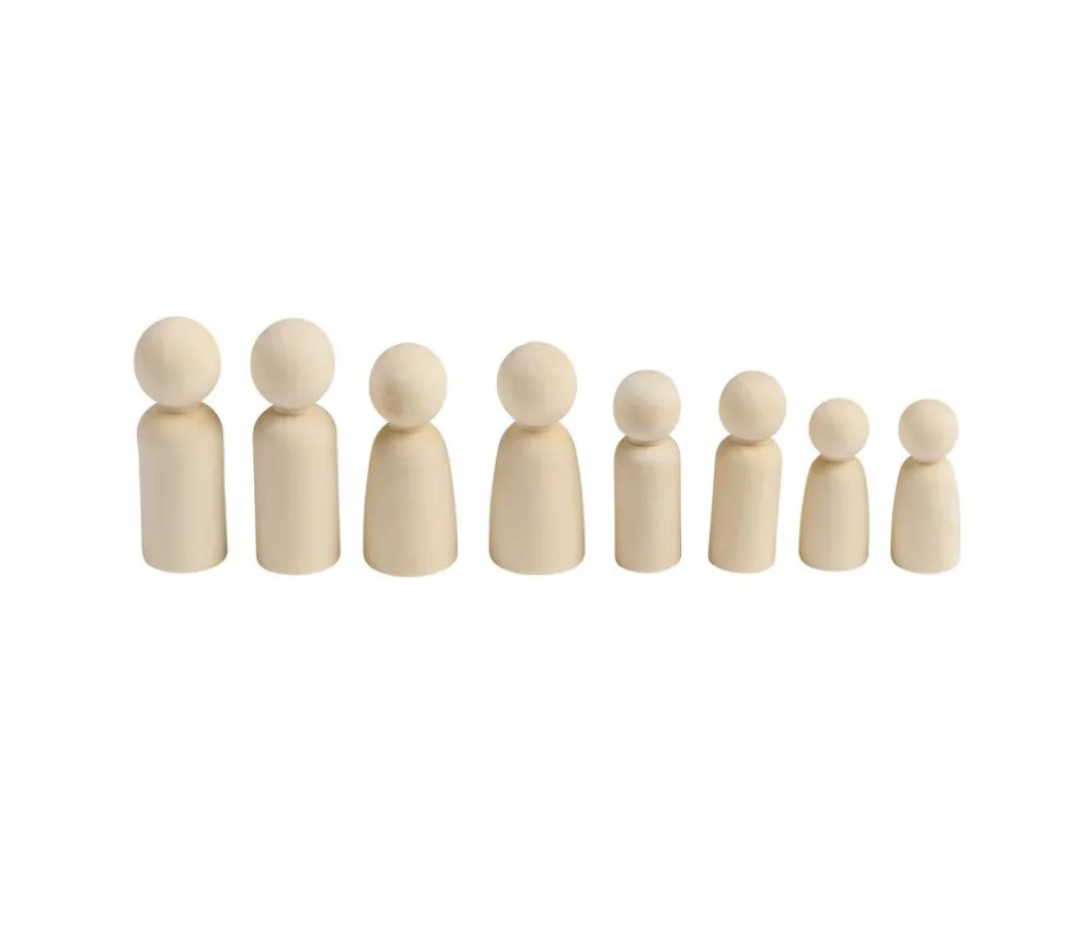 8 pions quilles famille en bois naturel 6 à 9 cm de haut
