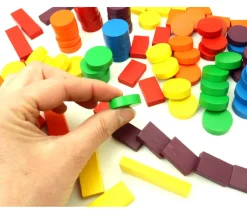 Sachet 108 Jetons jeux bois multicolores : rond, petits rectangles et grands rectangles pour mise
