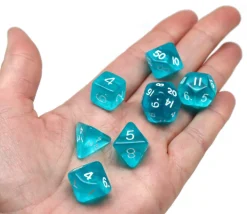 Set 7 dés aqua multifaces translucides turquoise
