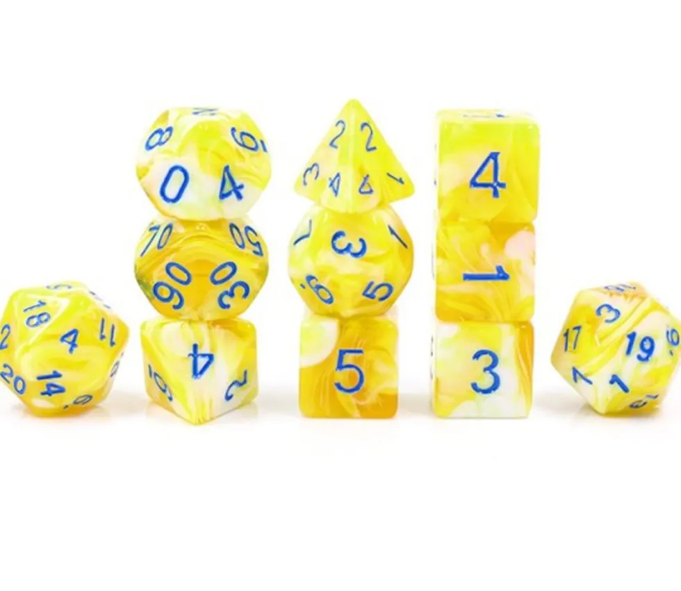 Set 11 dés multi-faces jaune et blanc crème gravage bleu