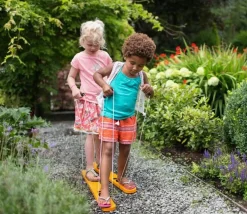 Skis de jardin en bois coordination pour 2 enfants