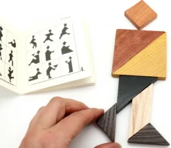 Tangram en bois 12 cm. Fabrication Jura