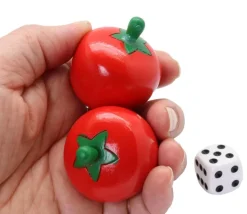 Tomate en bois 4.3 x 3.7 cm jouet fruit