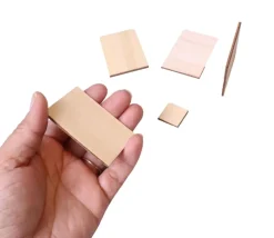 4 tuiles rectangles 6 x 4 cm en bois naturel